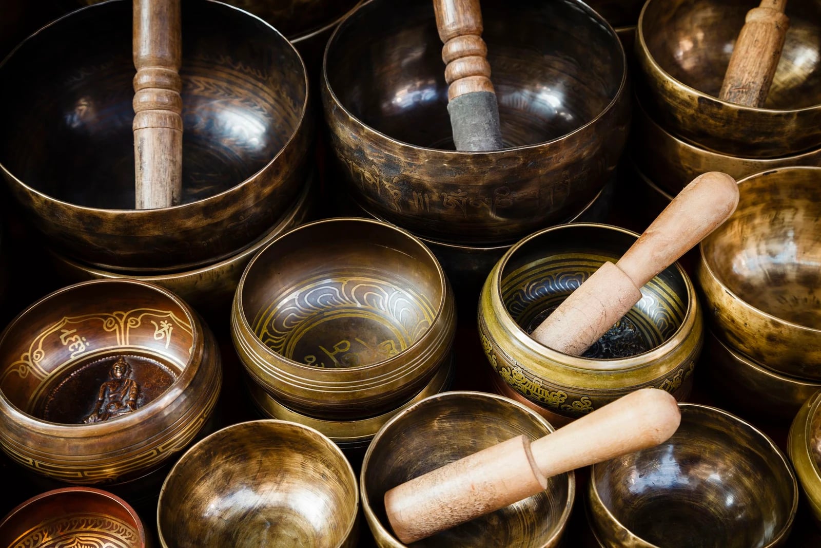 Singing Bowl Theraphy Tour by professonal therapiest